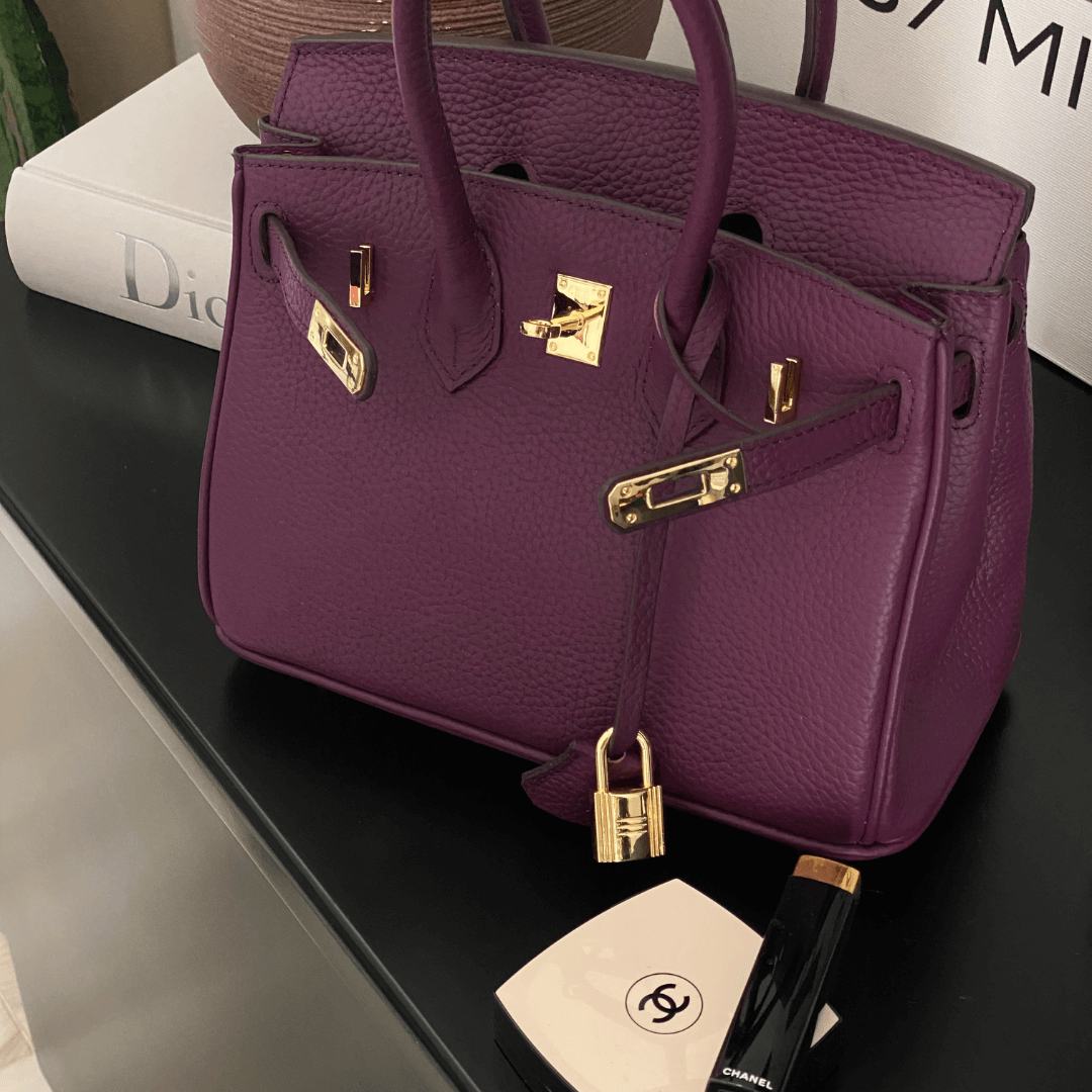 Astrid™ | Tidlös Elegans för Varje Tillfälle ✨