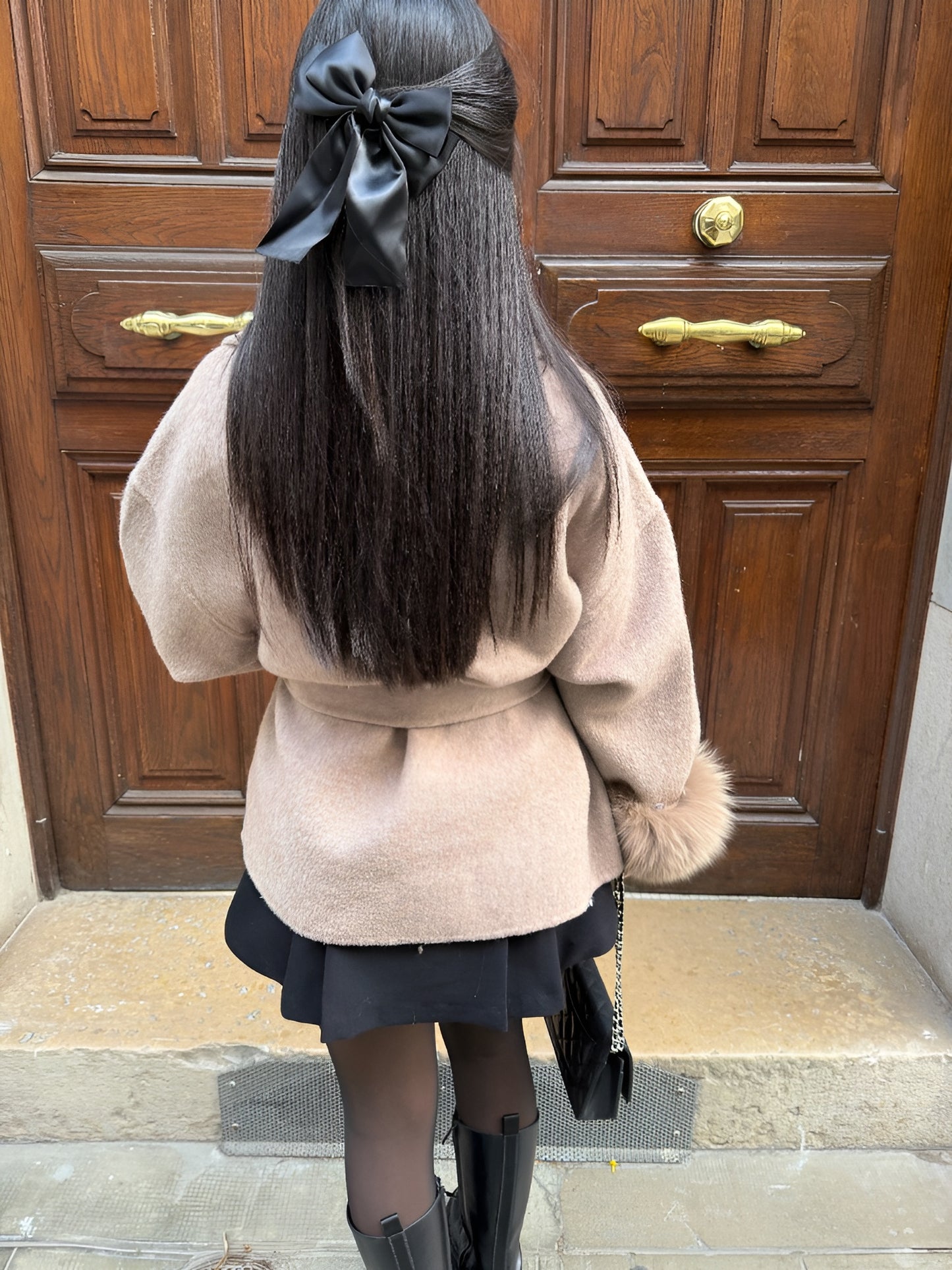Amanda™ | Lyxmantel Beige-Brown – Elegans och värme i ett